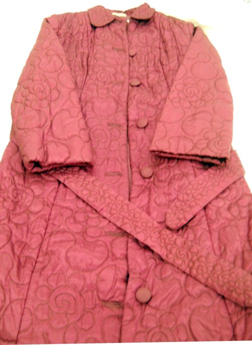 â€˜Cosyâ€™ Quilted Dressing Gown